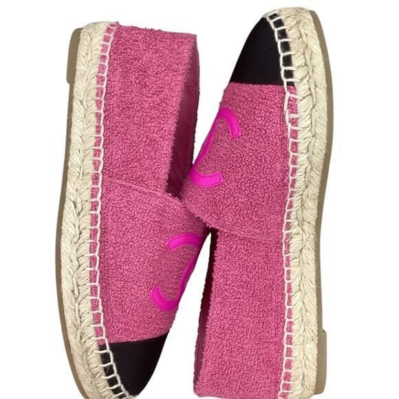 NIB Chanel Espadrilles Women SZ8 Made In Spain Fabric & Grosgrain Fuchsia &Black - Picture 3 of 9